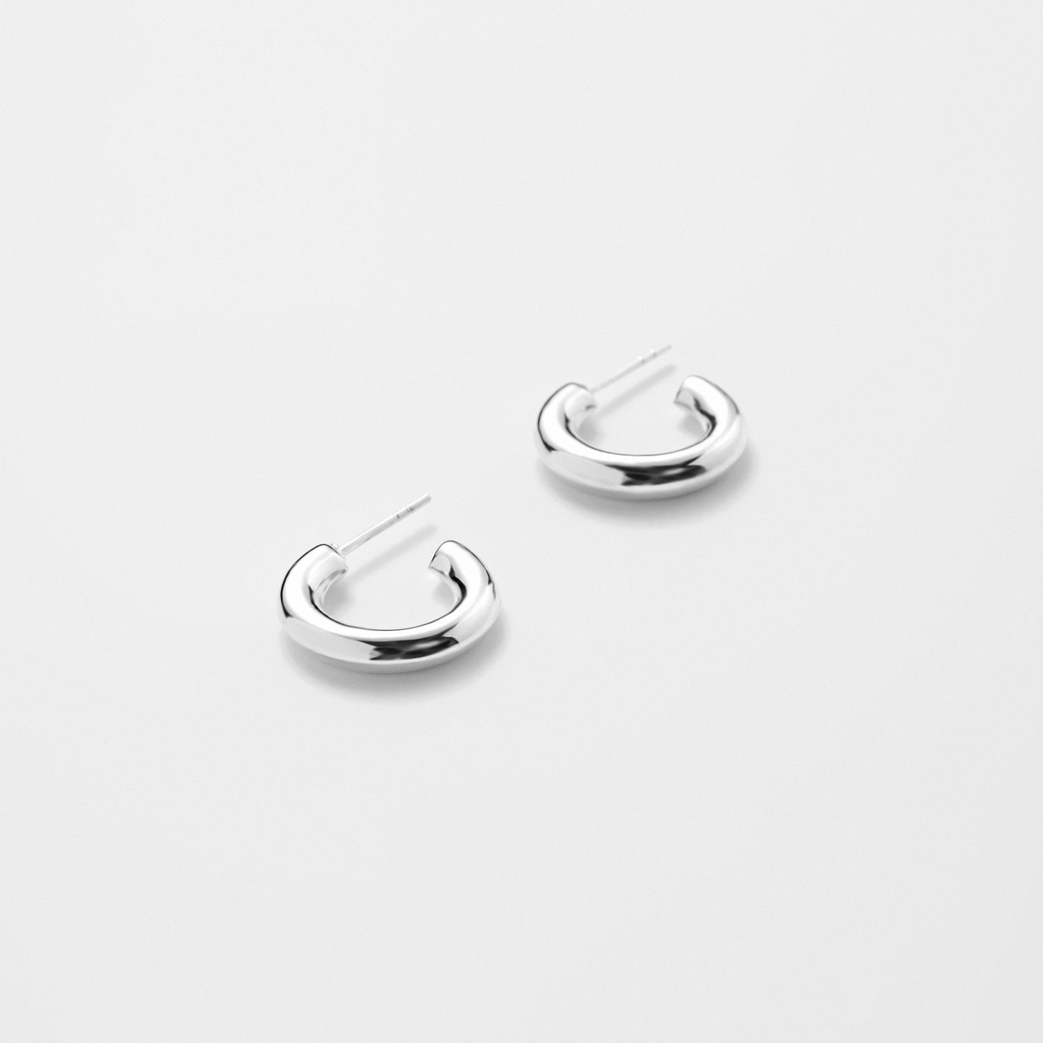 シルバー シンプル ラウンド リング ピアス / Silver Simple Round Ring Earrings