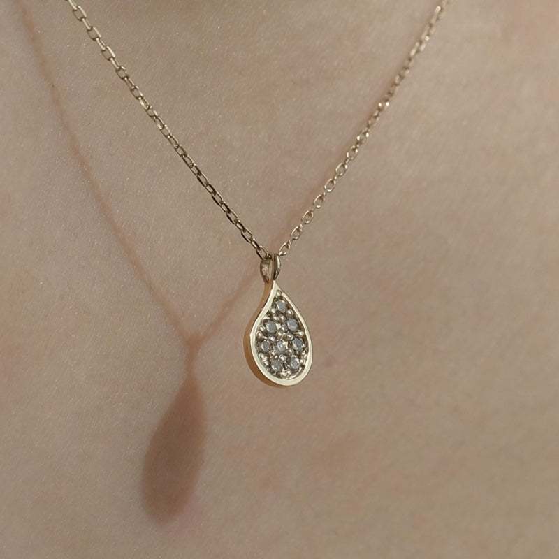 K10 エクリュ しずく ネックレス / 10K Ecru Waterdrop Necklace