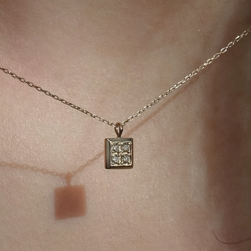 K10 エクリュ フレーム ネックレス / 10K Ecru Frame Necklace
