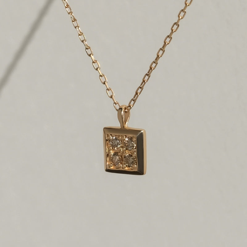 K10 エクリュ フレーム ネックレス / 10K Ecru Frame Necklace