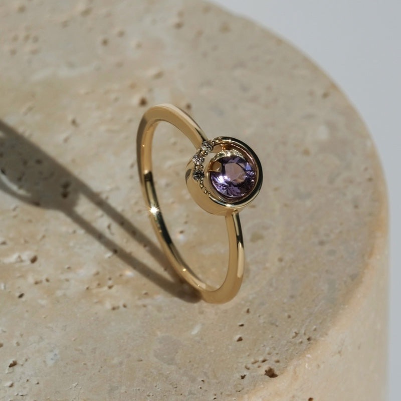 K10 アライ ダブル ストーン リング / 10K Awry Double Stone Ring