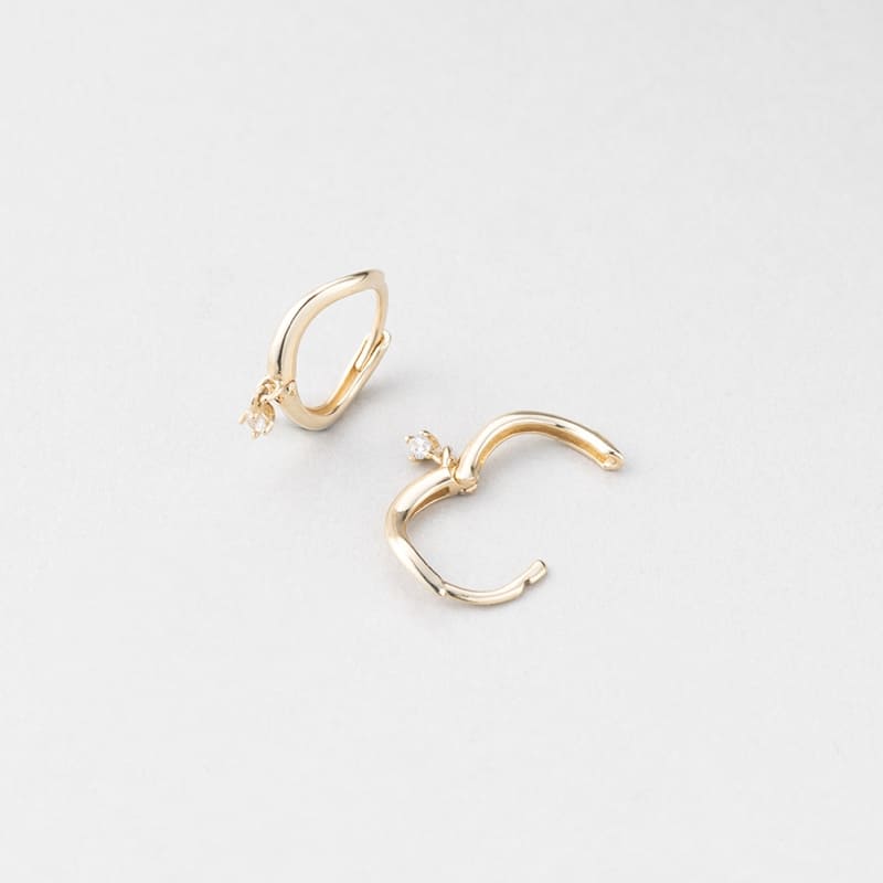 K10 ストーン ポイント ウエーブ ワンタッチ ピアス / 10K Stone Point Wave One-Touch Earrings