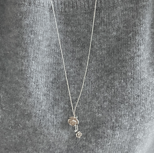 DOUBLE FLOWER DROP NECKLACE