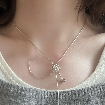 DOUBLE FLOWER DROP NECKLACE