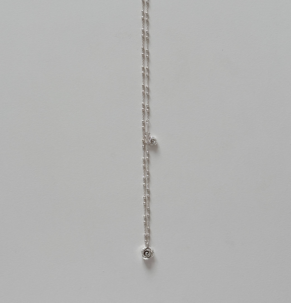 ANGEL ROSE ROSE NECKLACE