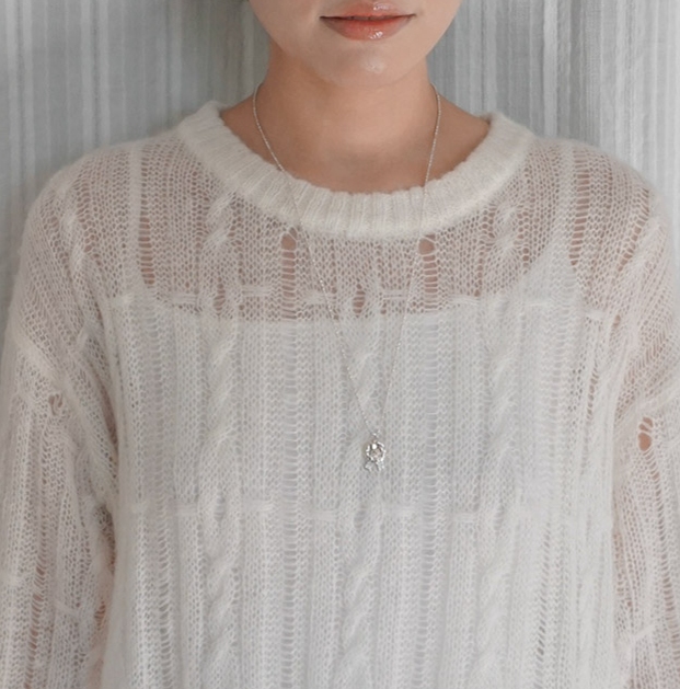 ROSETTE RIBBON PENDENT NECKLACE