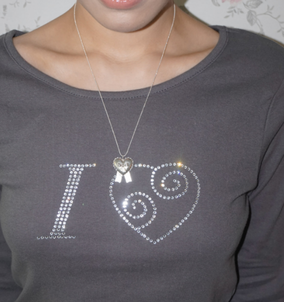 ADORN HEART RIBBON PENDENT NECKLACE