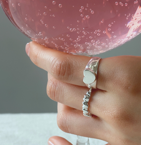 Sono heart ring