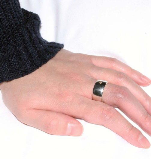 heart bold ring