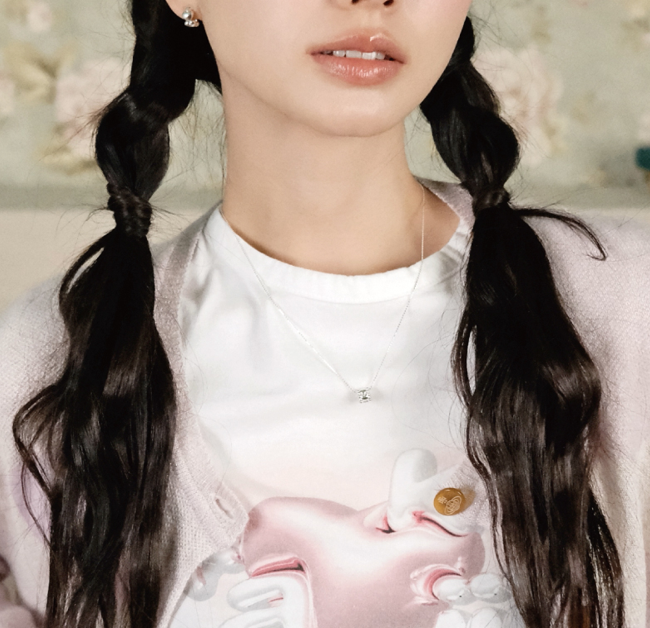 Cinderella Heart sleeve pendant