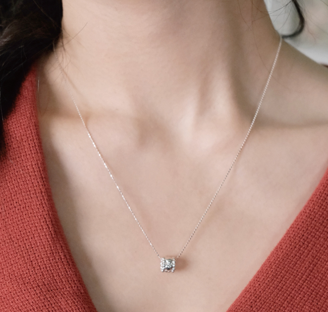 Cinderella Heart sleeve pendant