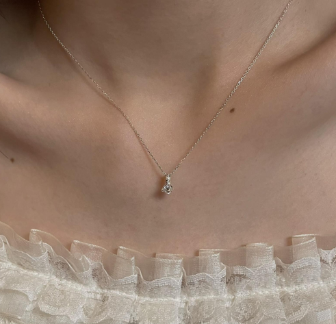TWIG BUD NECKLACE