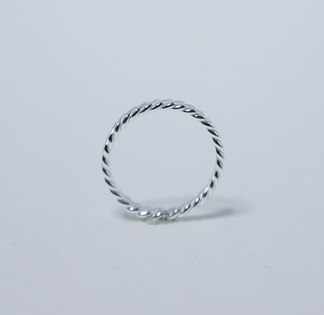 Oblique Ring