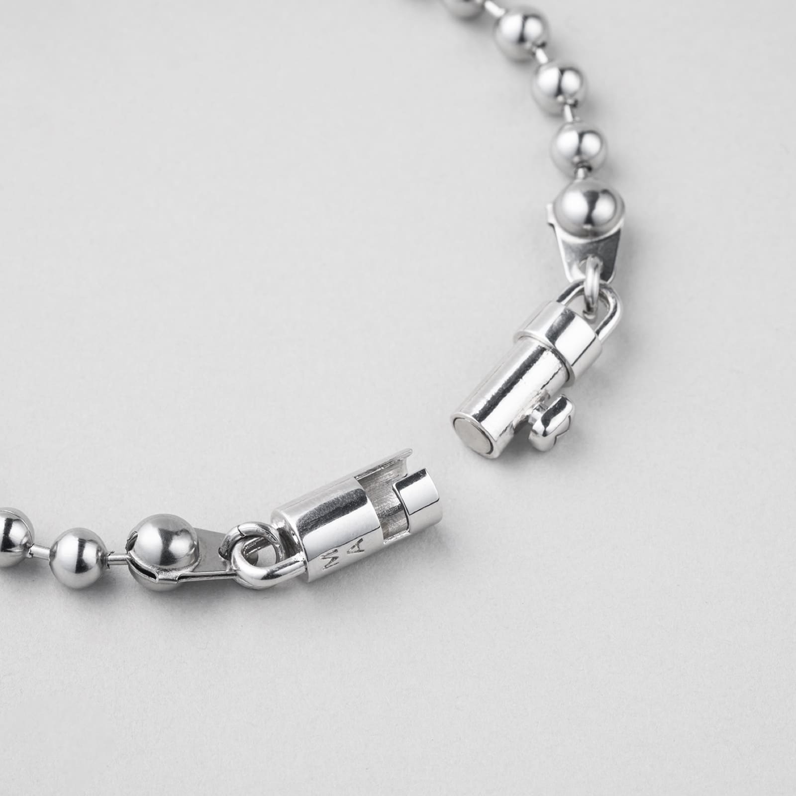 マグネット ボール チェーン ネックレス / MAGNET BALL CHAIN NECKLACE