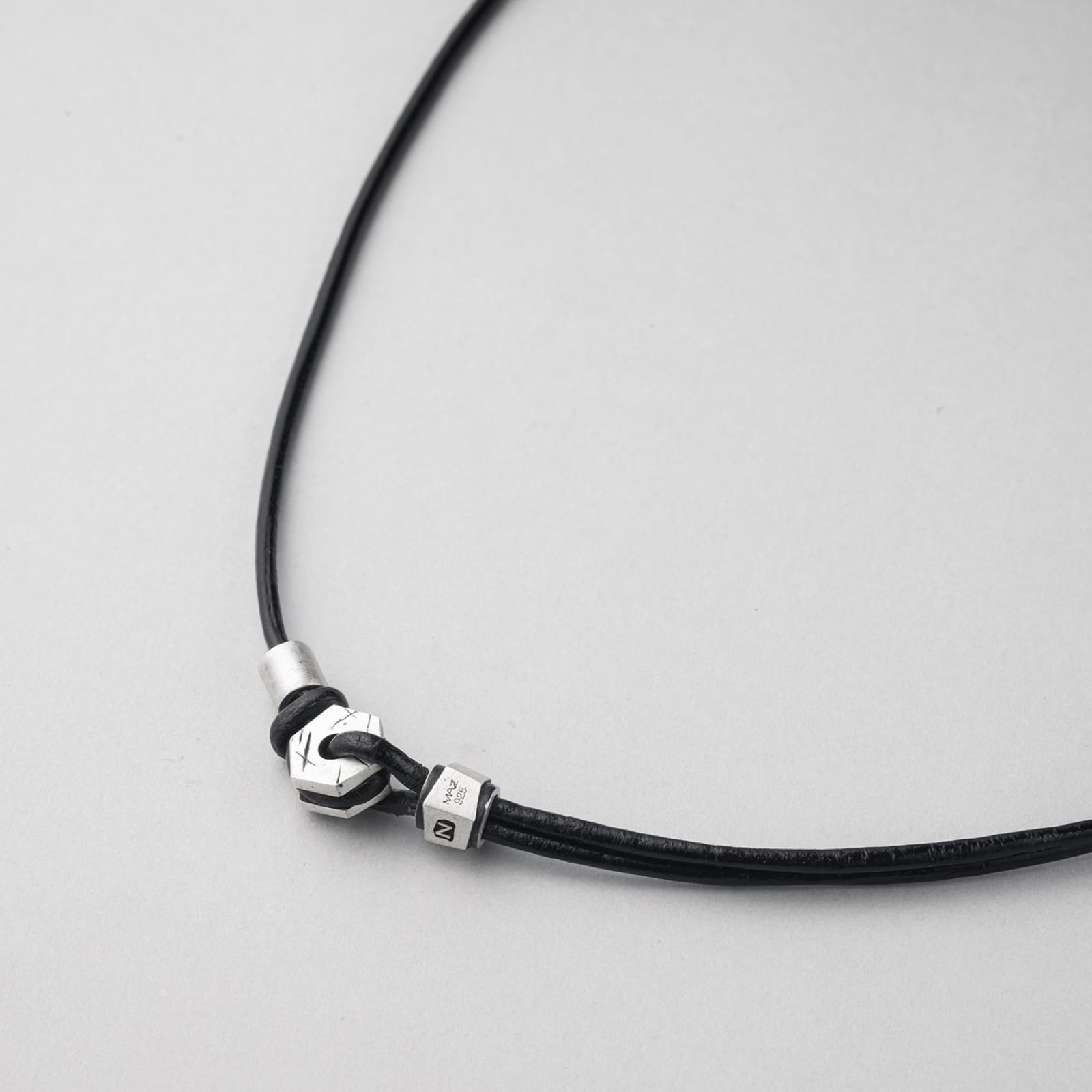 シルバー ヘキサゴン ナット レザー ネックレス / SILVER HEXAGON NUT LEATHER NECKLACE