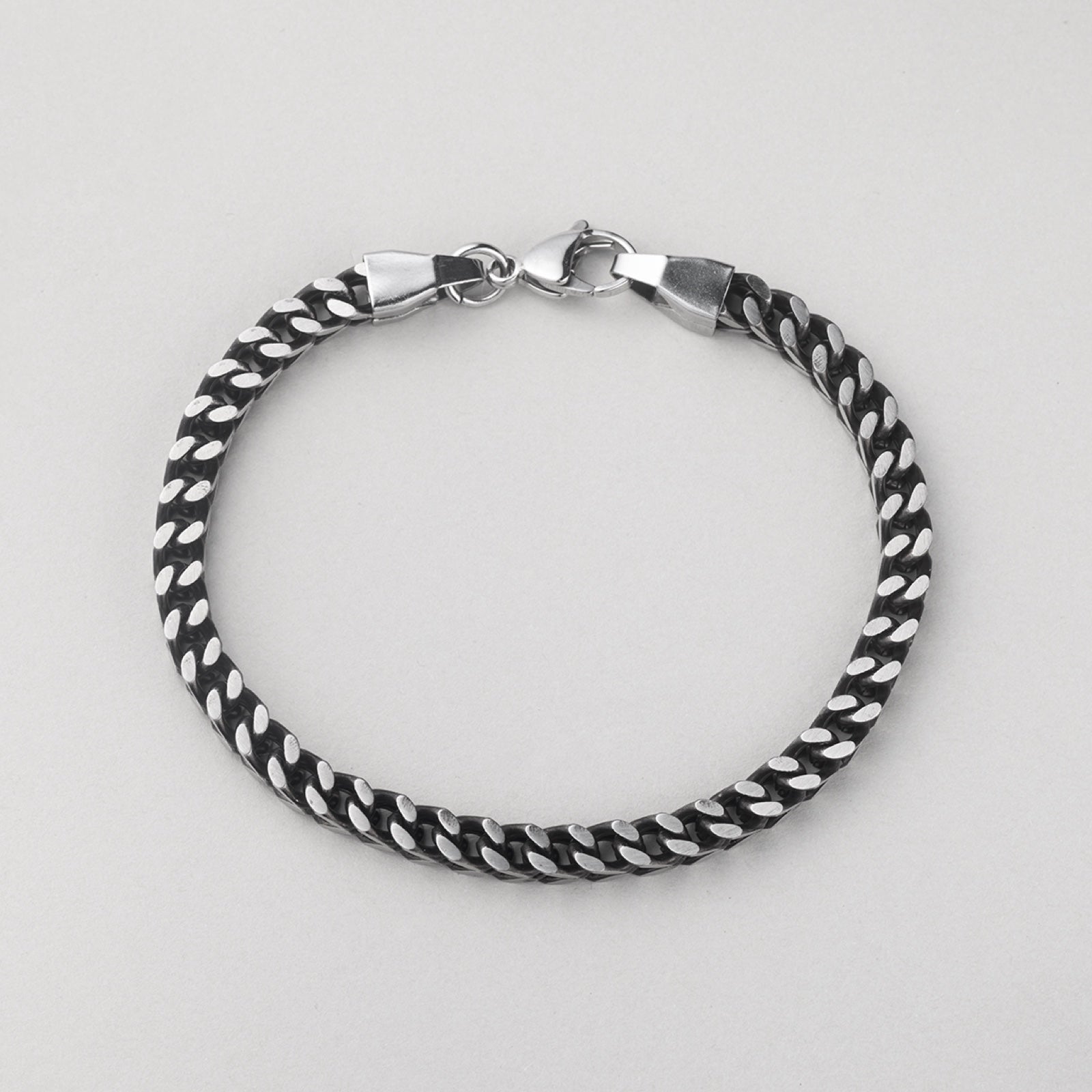 サージカル ボールド ブラック ロープ チェーン ブレスレット / SURGICAL STEEL BOLD BLACK ROPE CHAIN BRACELET