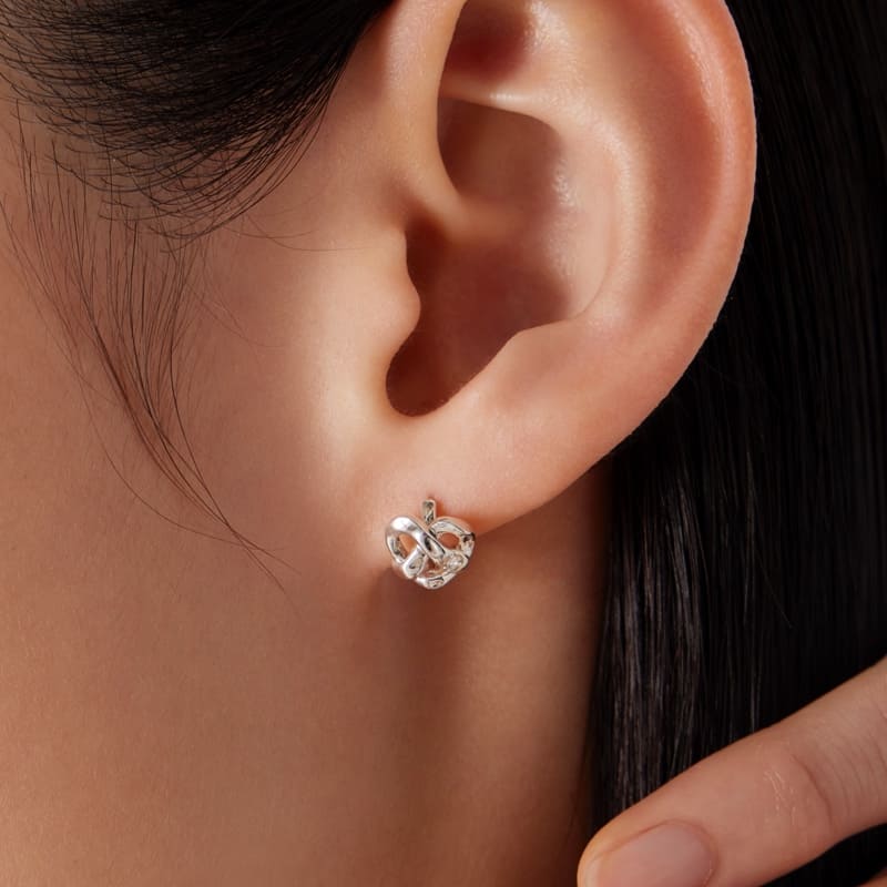 シルバー プレッツェル ハート ピアス / Silver Pretzel Heart Earrings