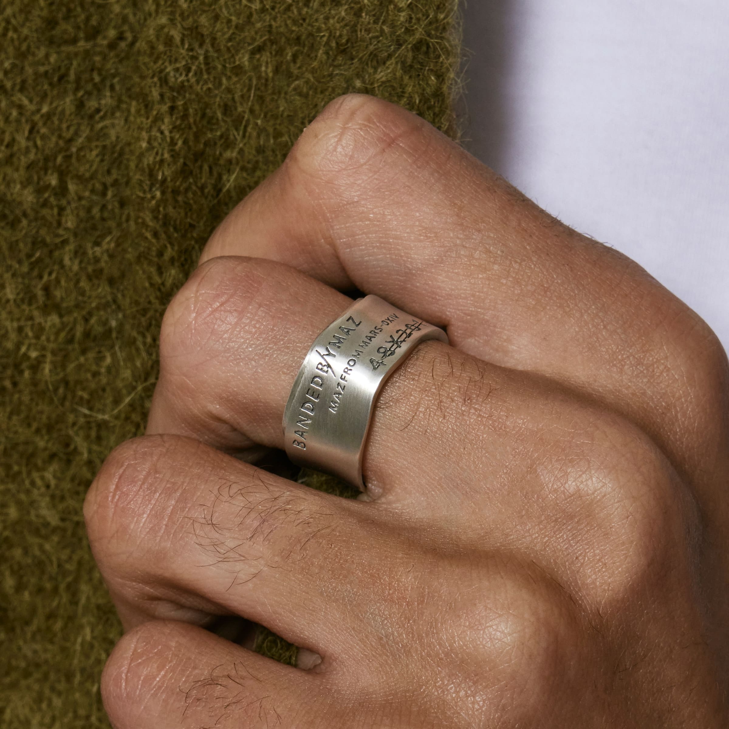 シルバー レタリング バンド リング / SILVER LETTERING BAND RING