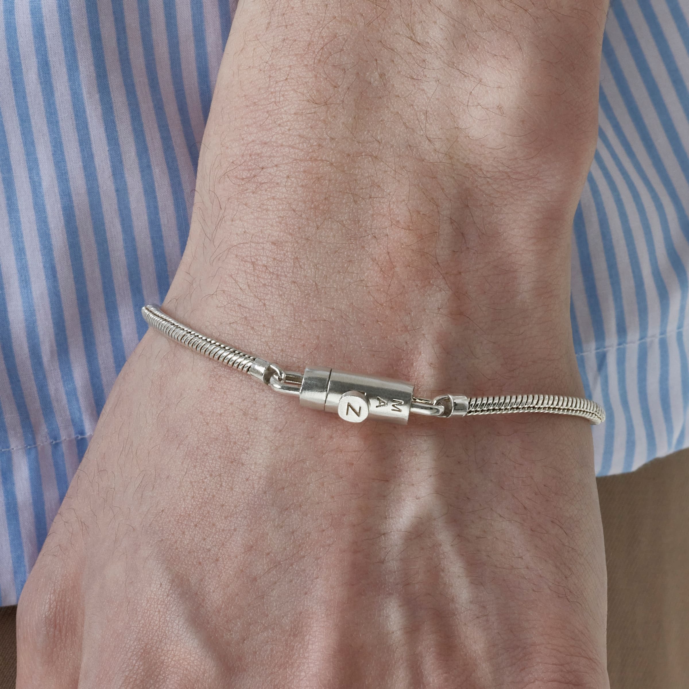 シルバー マグネット スネーク チェーン ブレスレット / SILVER MAGNET SNAKE CHAIN BRACELET