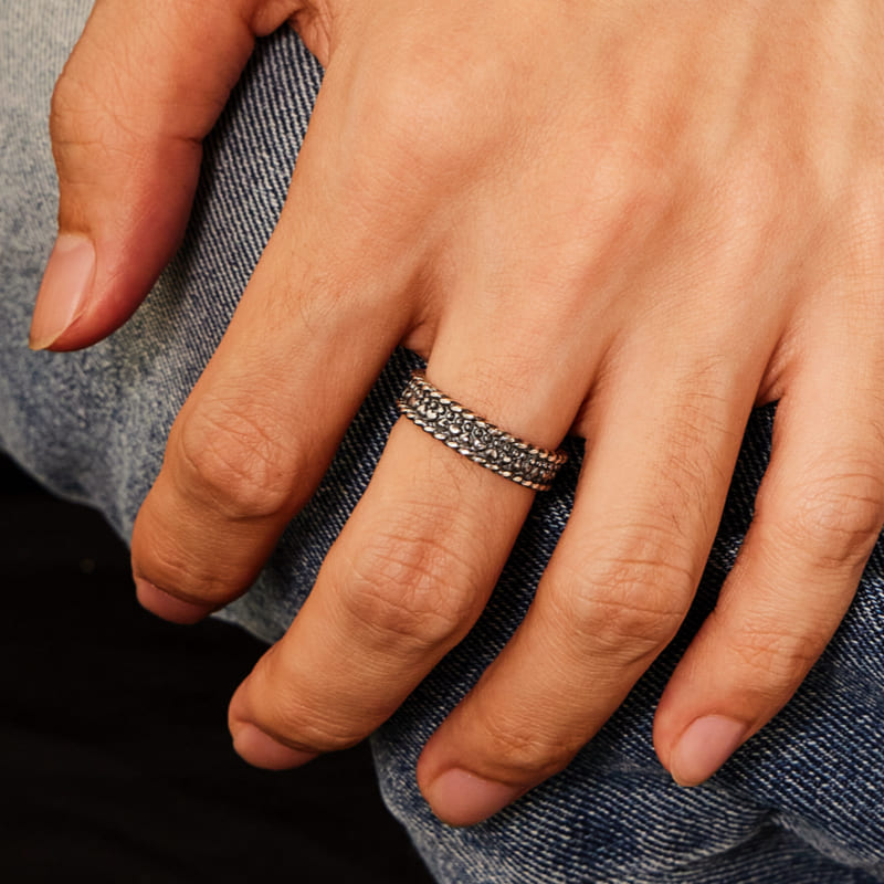 シルバー ドット パターン リング - スモール / SILVER DOT PATTERN RING - SMALL