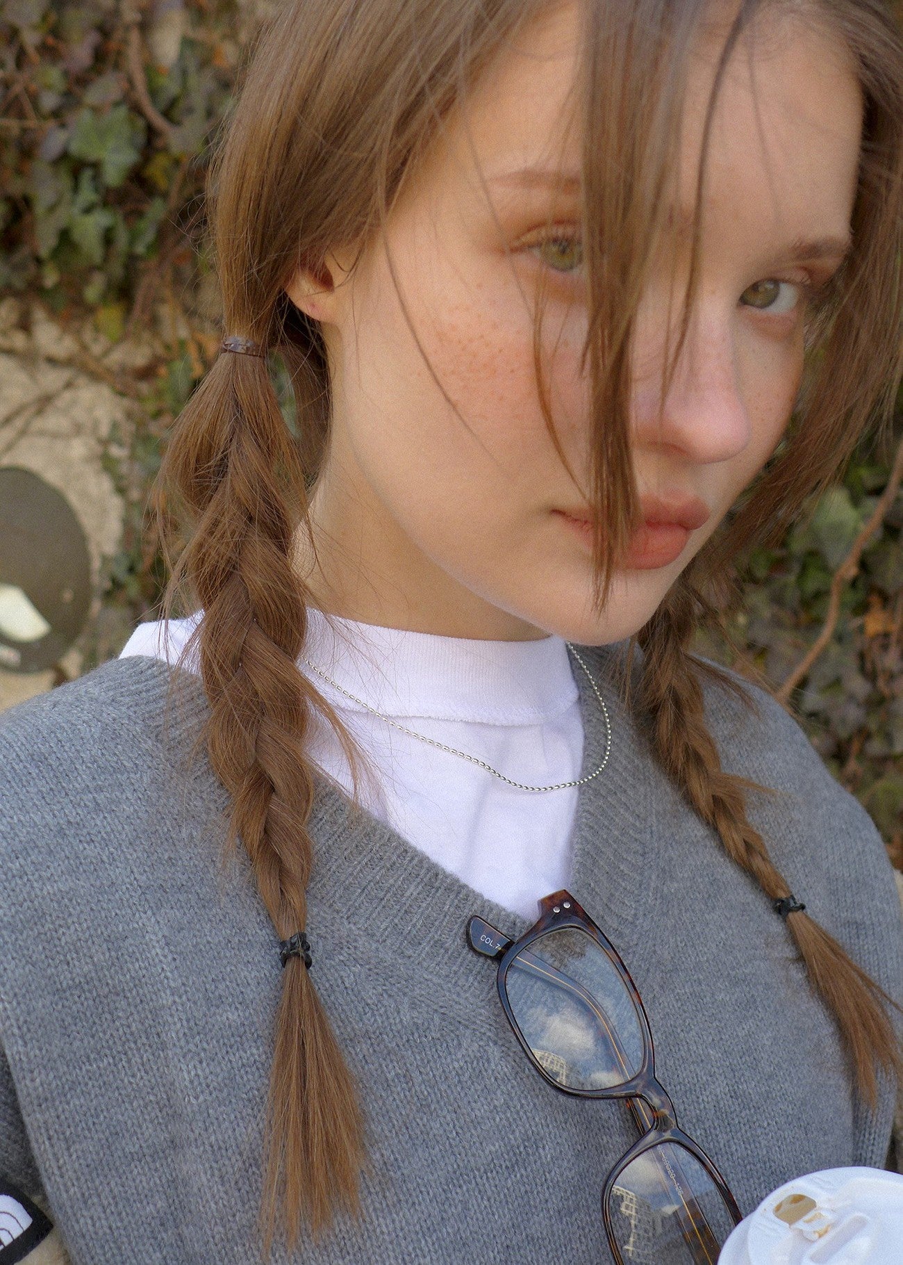 Lily Necklace