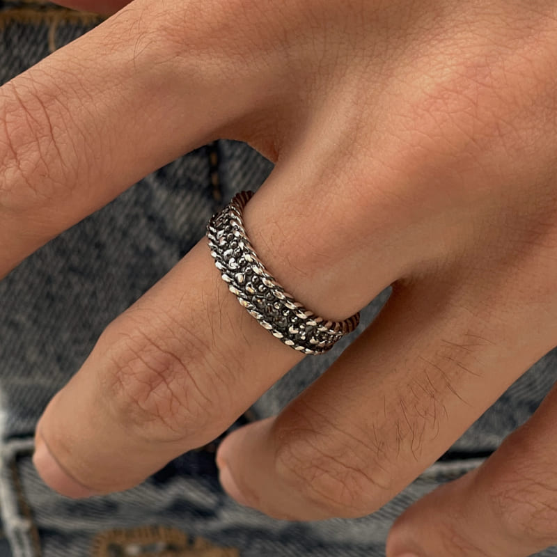 シルバー ドット パターン リング - スモール / SILVER DOT PATTERN RING - SMALL