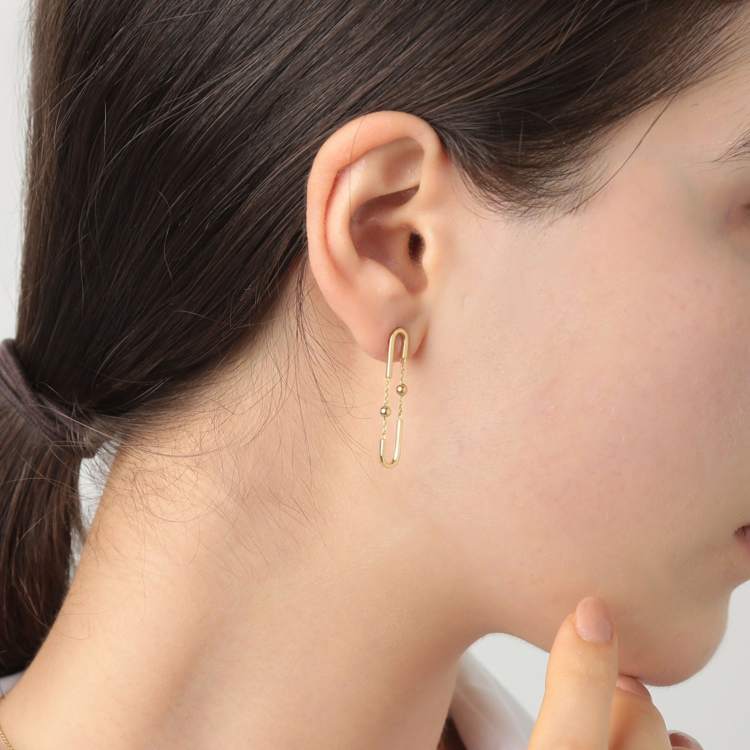 K18 中空 ペーパークリップ&ミラーボール チェーンピアス / 18K Hollow Paper Clip & Mirror Ball Chain Earrings