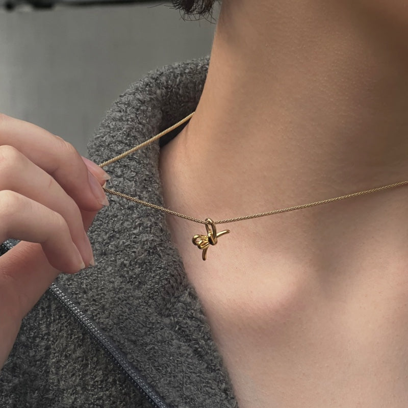 AVIROD V2 リボン エッジ シルバー ネックレス / AVIROD V2 RIBBON EDGE SILVER NECKLACE