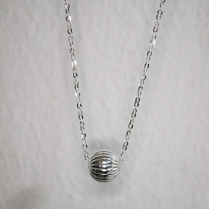 Long necklace