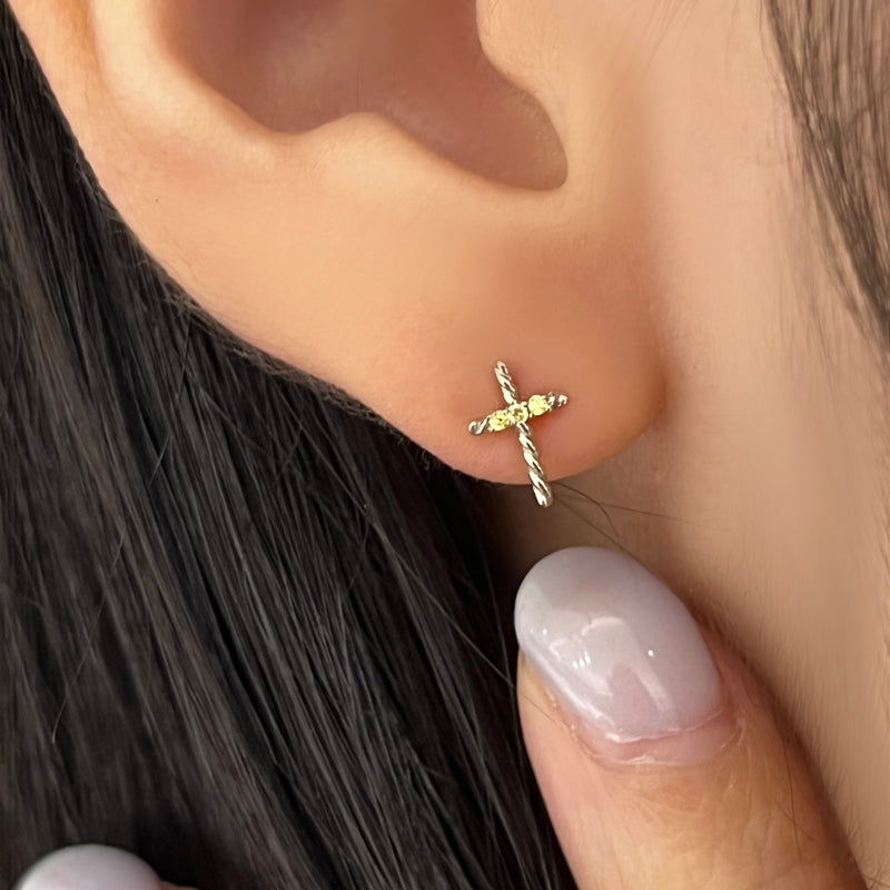 【CLEARANCE LAST SALE】 K14 ホワイト ゴールド ツイスト クロス ピアス / 14K White Gold Twist Cross Earrings