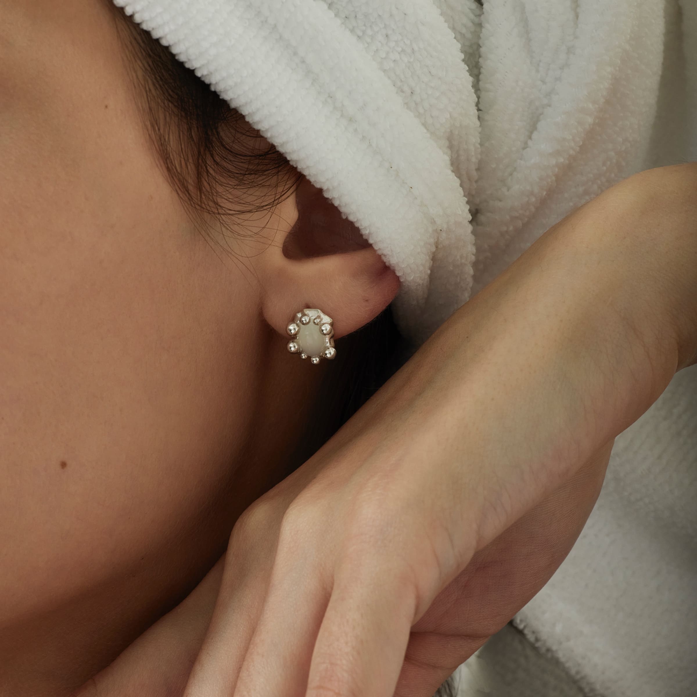 SOAPY バブル ムーンストーン シルバー ピアス / SOAPY BUBBLE MOONSTONE SILVER EARRINGS