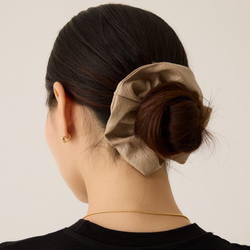 レザー シュシュ / LEATHER SCRUNCHY
