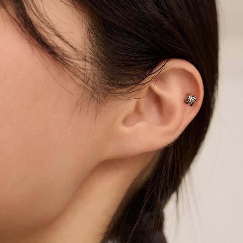 サージカル X アンティーク スクリュー ピアス / SURGICAL X ANTIQUE PIERCING