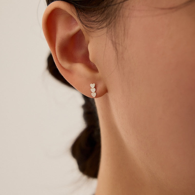 シルバー トリプル ハート ピアス / SILVER TRIPLE HEART EARRINGS