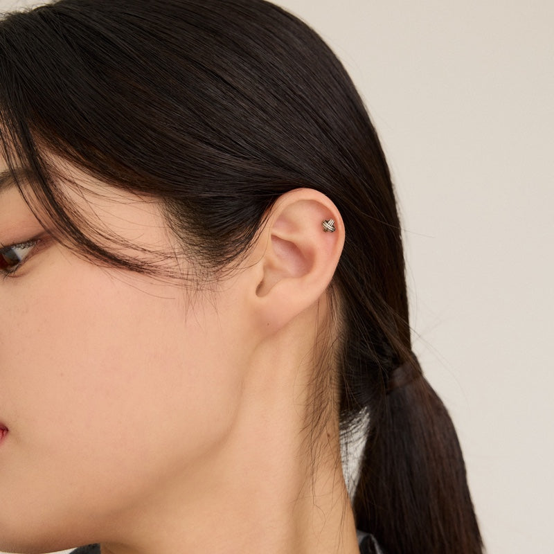 サージカル X アンティーク スクリュー ピアス / SURGICAL X ANTIQUE PIERCING