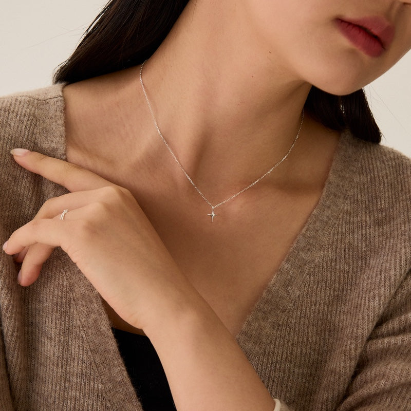 シルバー ボリューム スター ネックレス / SILVER VOLUME STAR NECKLACE