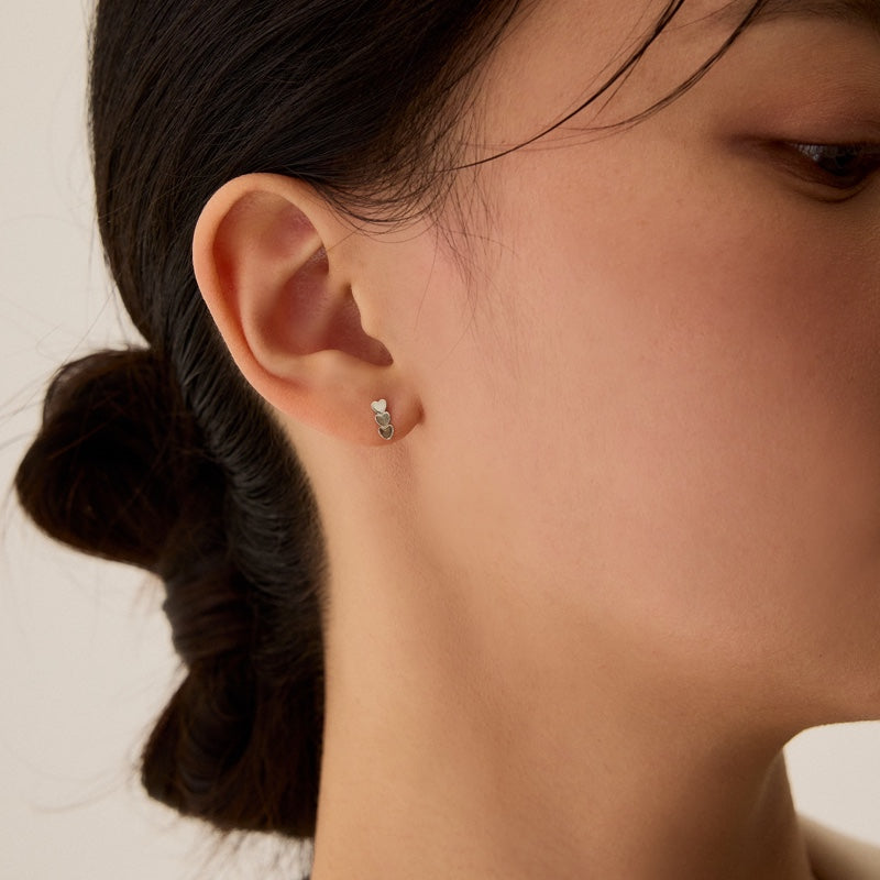 シルバー トリプル ハート ピアス / SILVER TRIPLE HEART EARRINGS