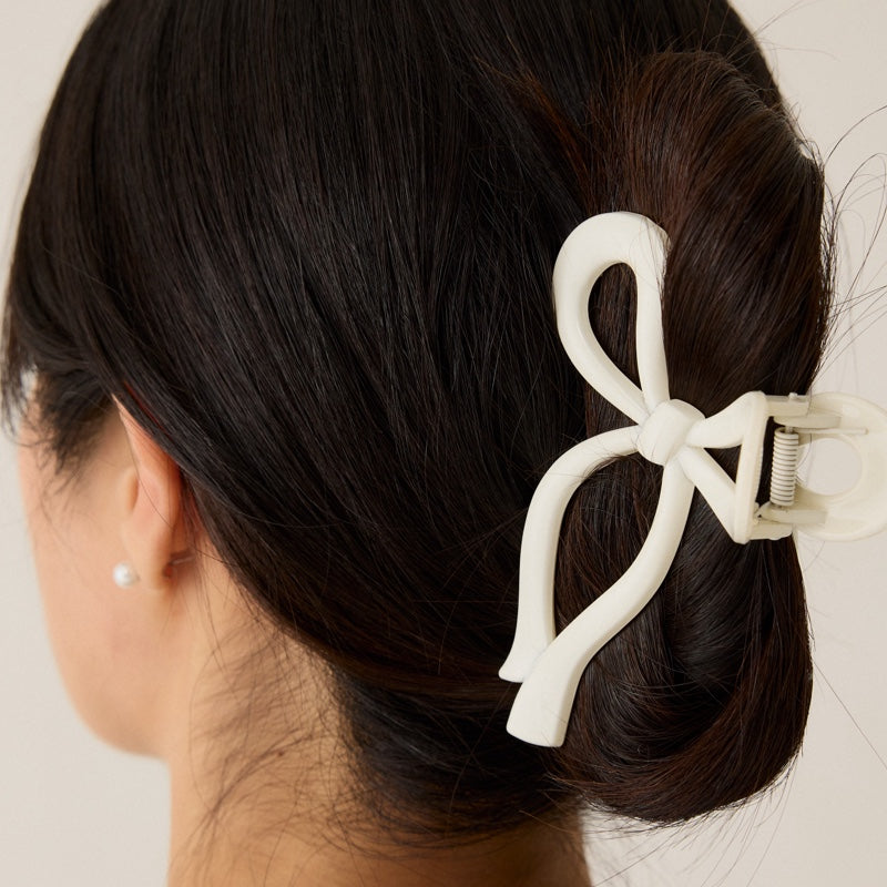 リボン シェイプ ヘアクリップ / RIBBON SHAPE HAIR CLAW CLIP