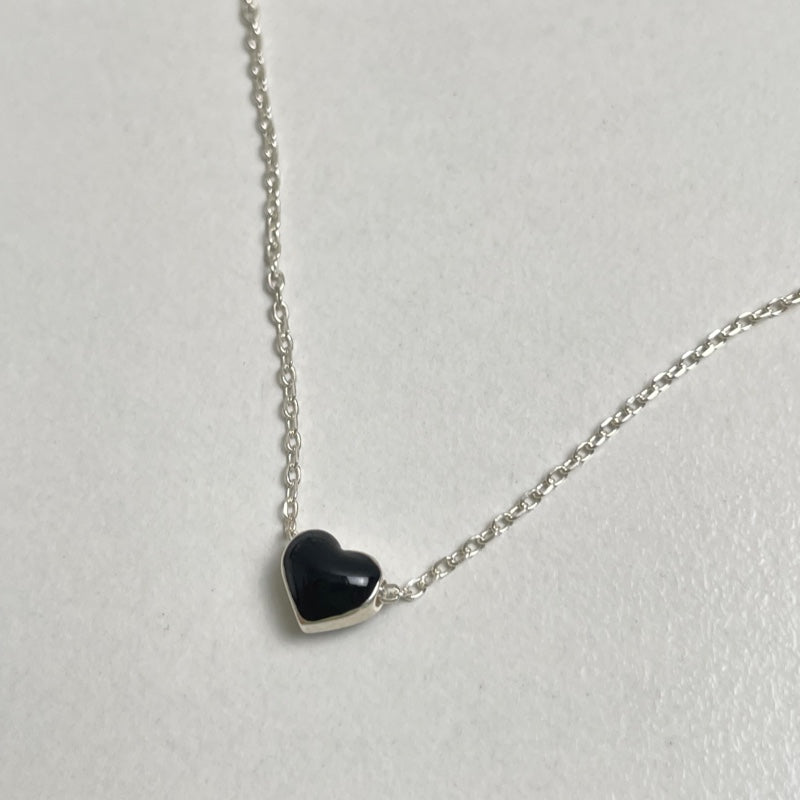 シルバー ブラック ハート ネックレス / SILVER BLACK HEART NECKLACE