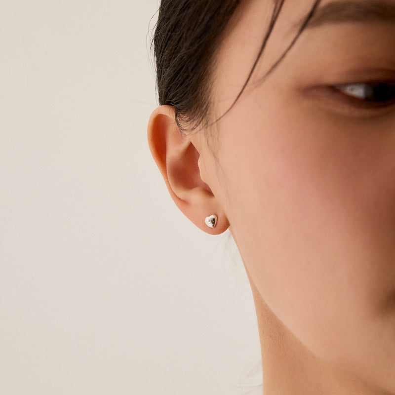 シルバー ボリューム ハート スクリュー ピアス / SILVER VOLUME HEART PIERCING