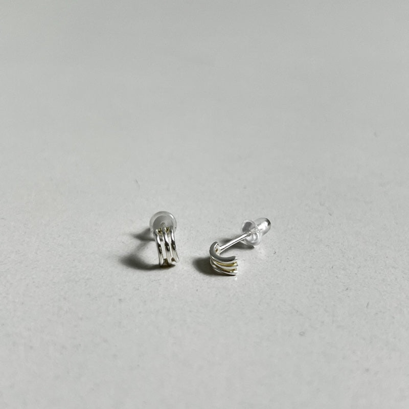 シルバー トリプル ライン ピアス / SILVER TRIPLE LINE EARRINGS