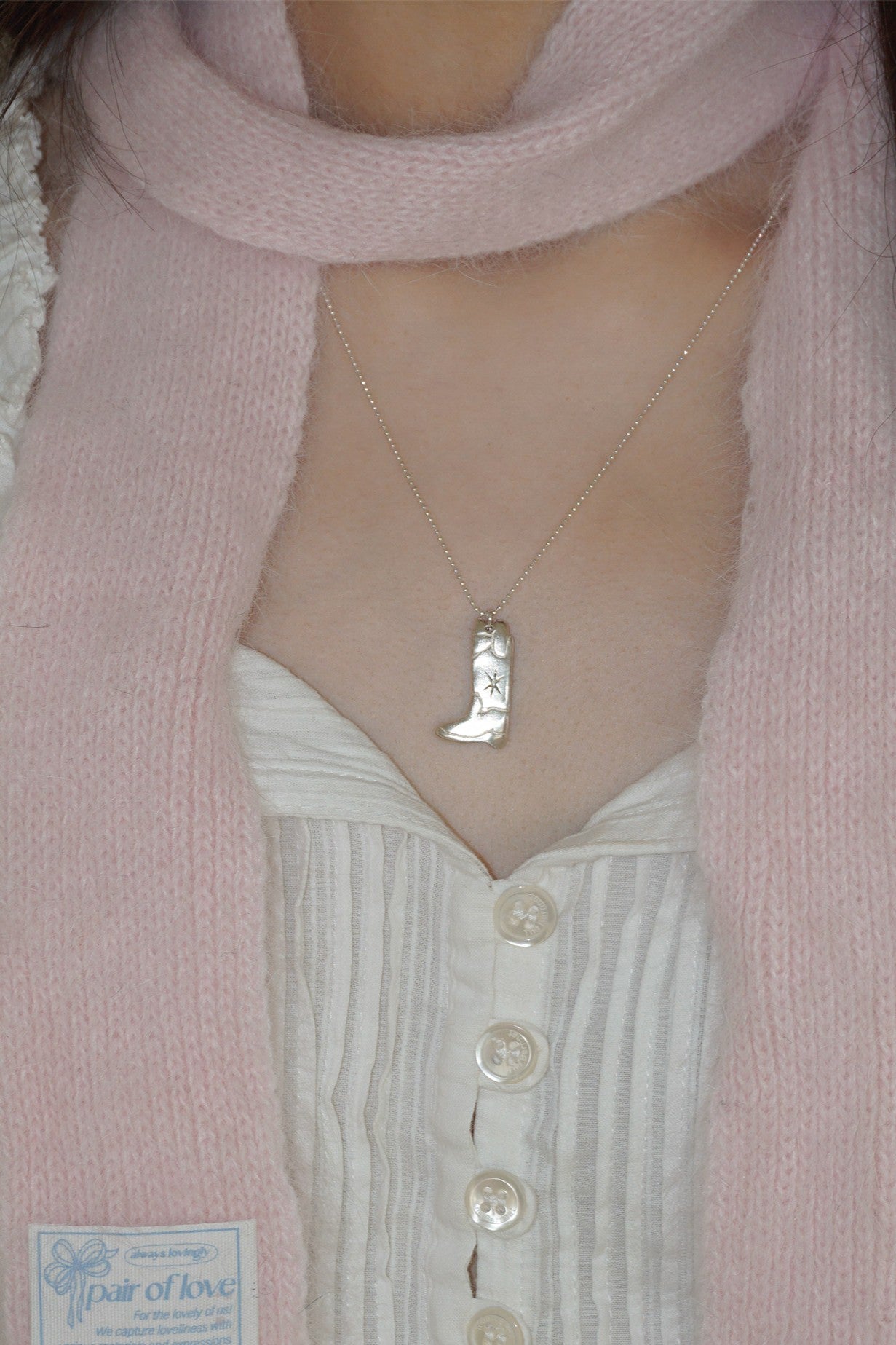 WESTERN BOOTS NECKLACE