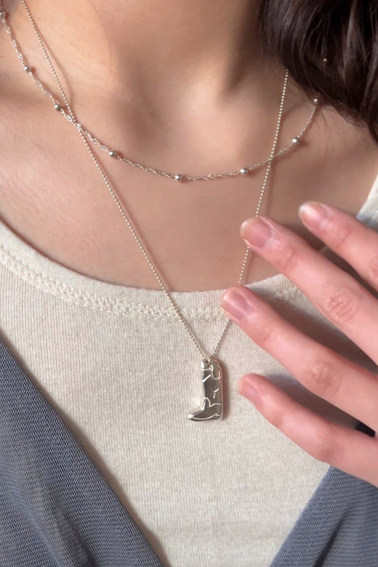 WESTERN BOOTS NECKLACE