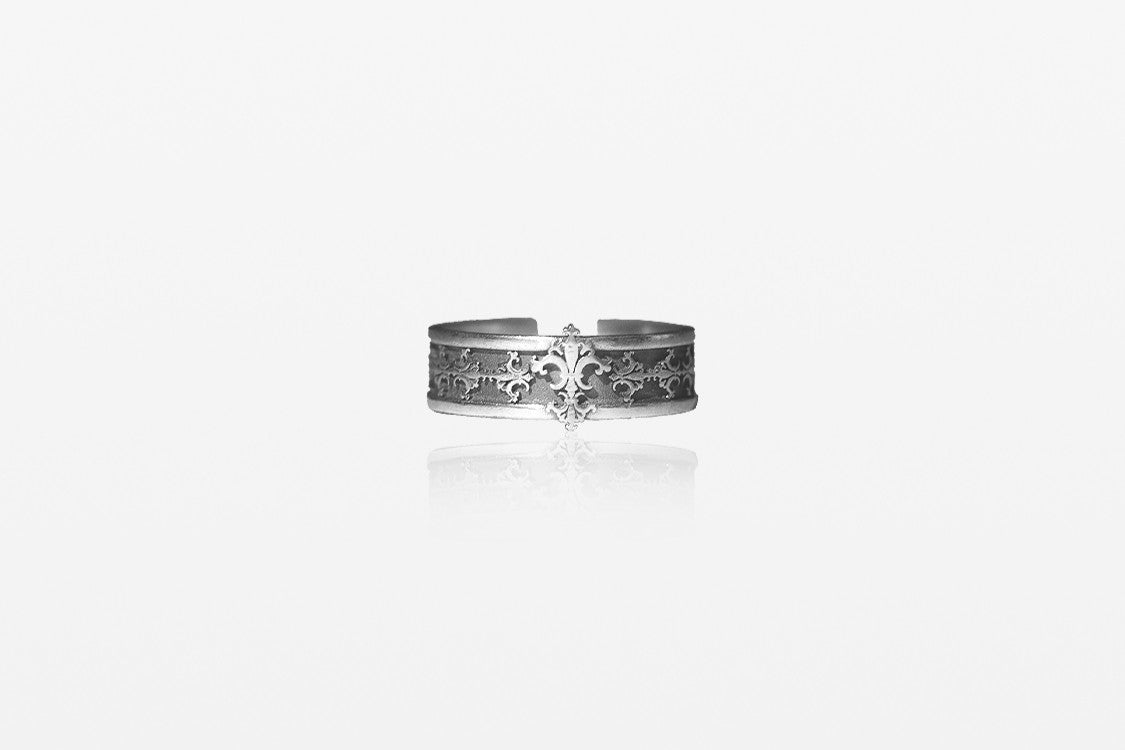 Gothic Pattern Ring