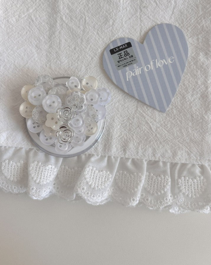 VINTAGE BUTTON HEART TALK