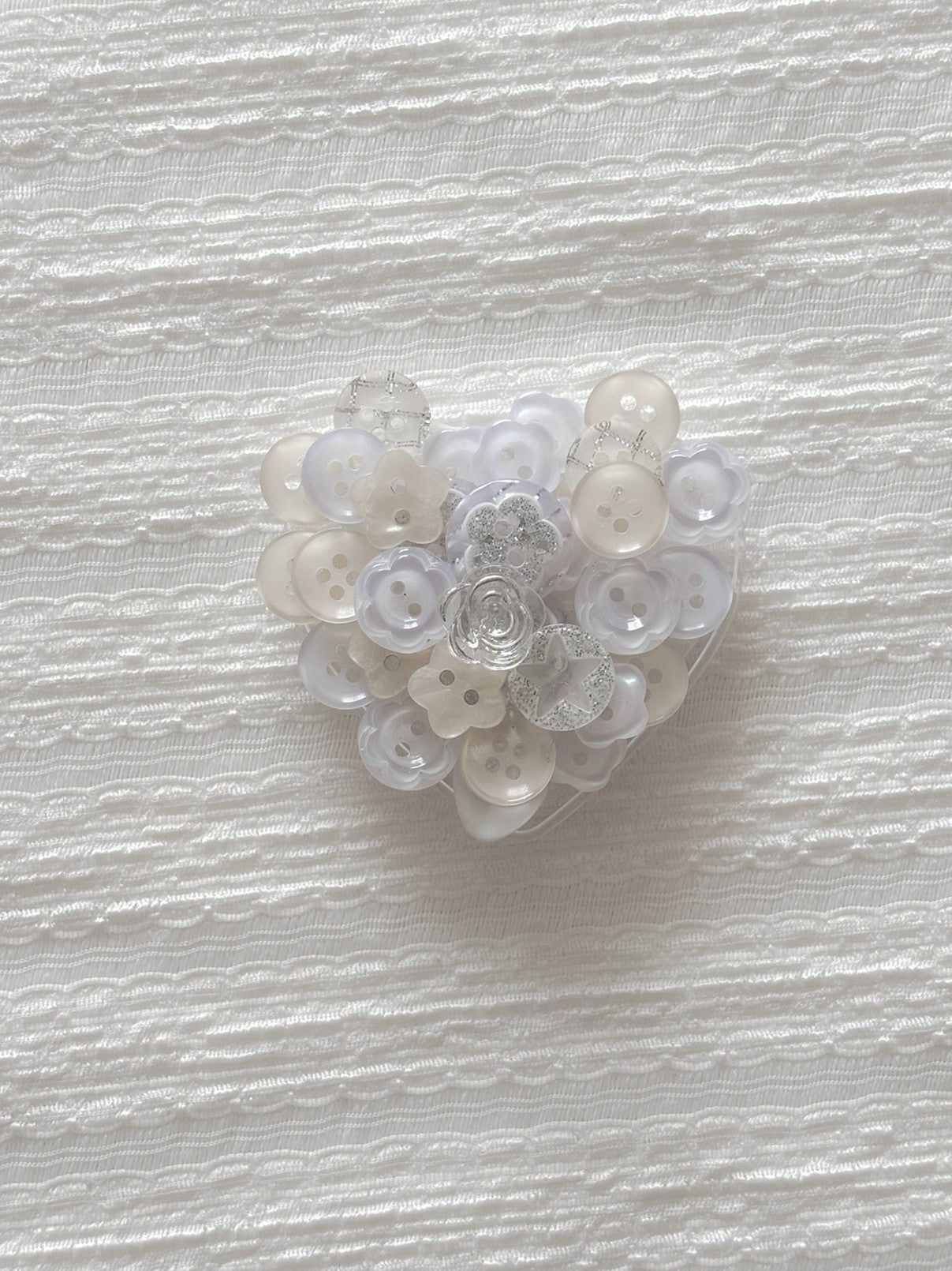 VINTAGE BUTTON HEART TALK