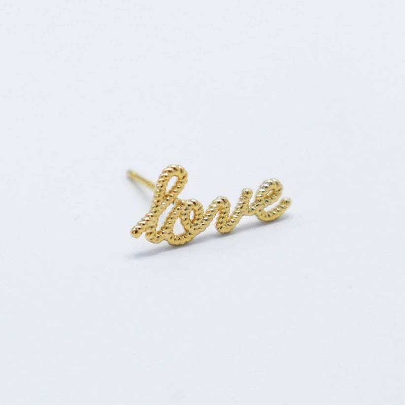 イニシャルツイストスタッドピアス