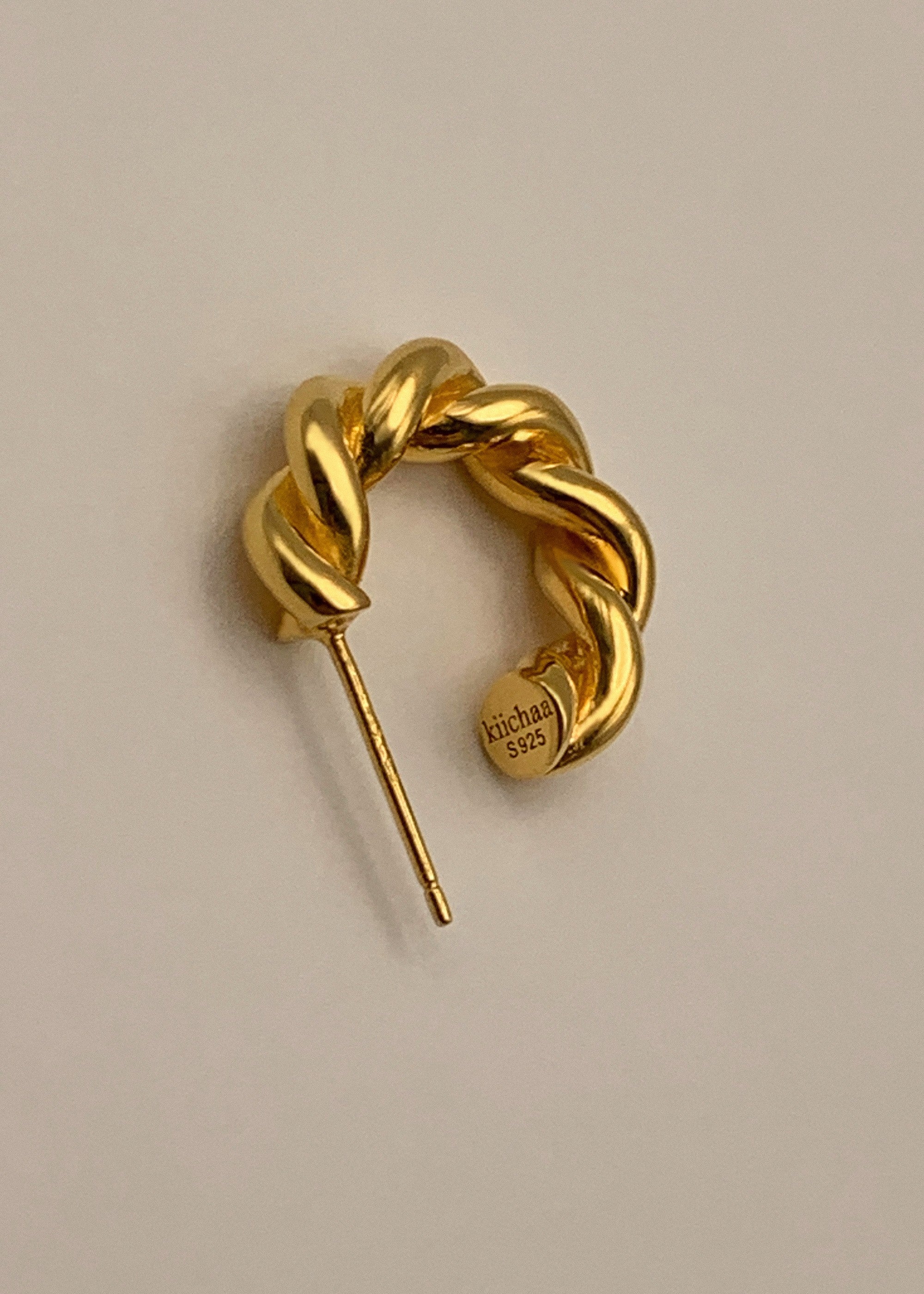 Wist Earring