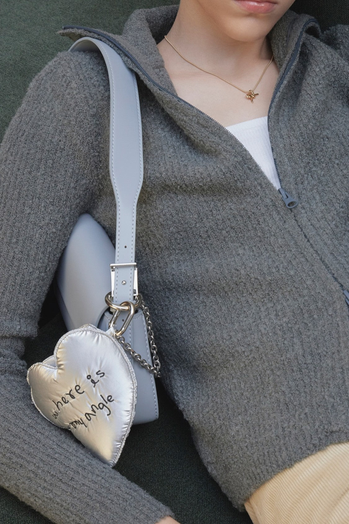 ママハート AirPodsケース