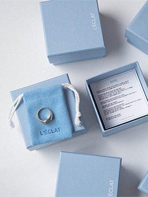 トライ ツイスト ピアス / TRI-TWIST EARRINGS